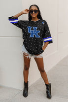 KENTUCKY WILDCATS KICKOFF TIME ALL-OVER RHINESTONE V-NECK SPORTS STRIPE FASHION JERSEY TOP