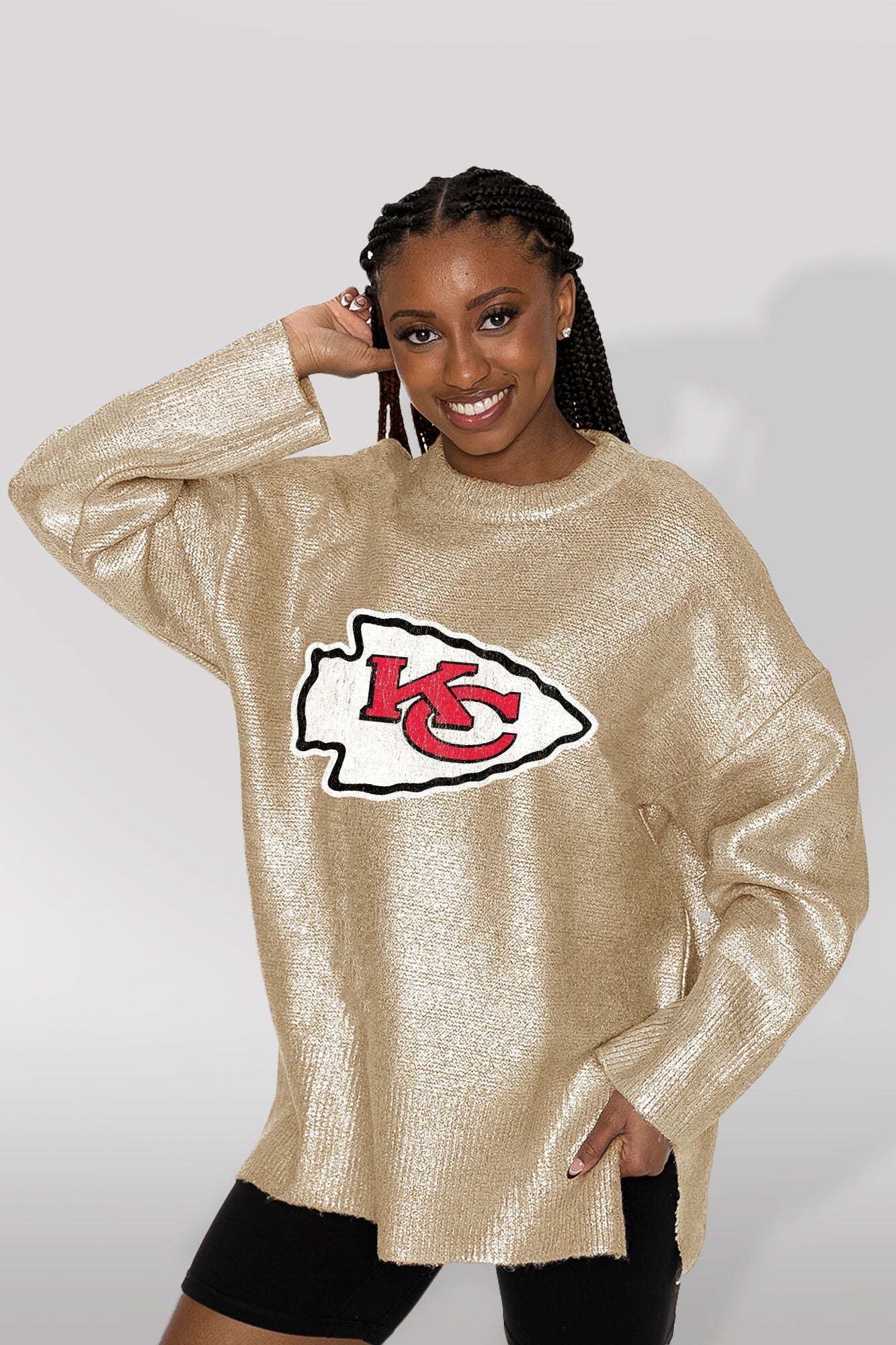 KANSAS CITY CHIEFS SHINE DOWN OVERSIZED METALLIC LOOSE KNIT SWEATER