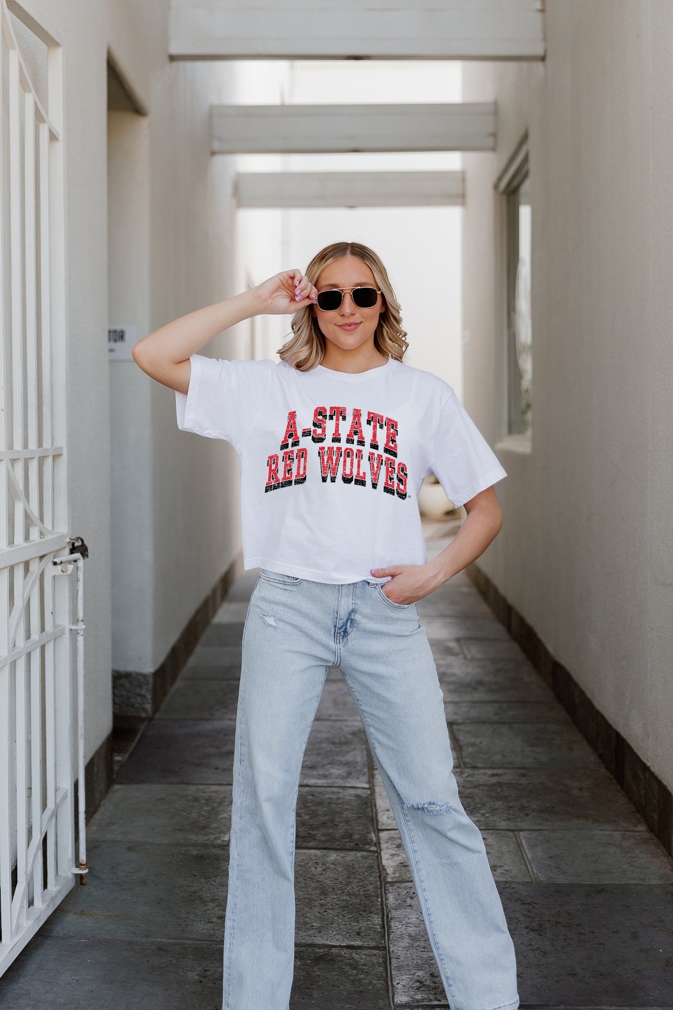 ARKANSAS STATE RED WOLVES CLAIM TO FAME BOXY FIT WOMEN'S CROPPED TEE