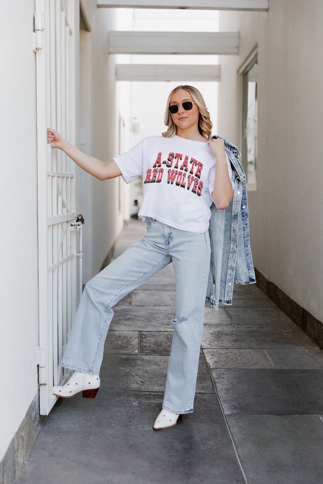 ARKANSAS STATE RED WOLVES CLAIM TO FAME BOXY FIT WOMEN'S CROPPED TEE