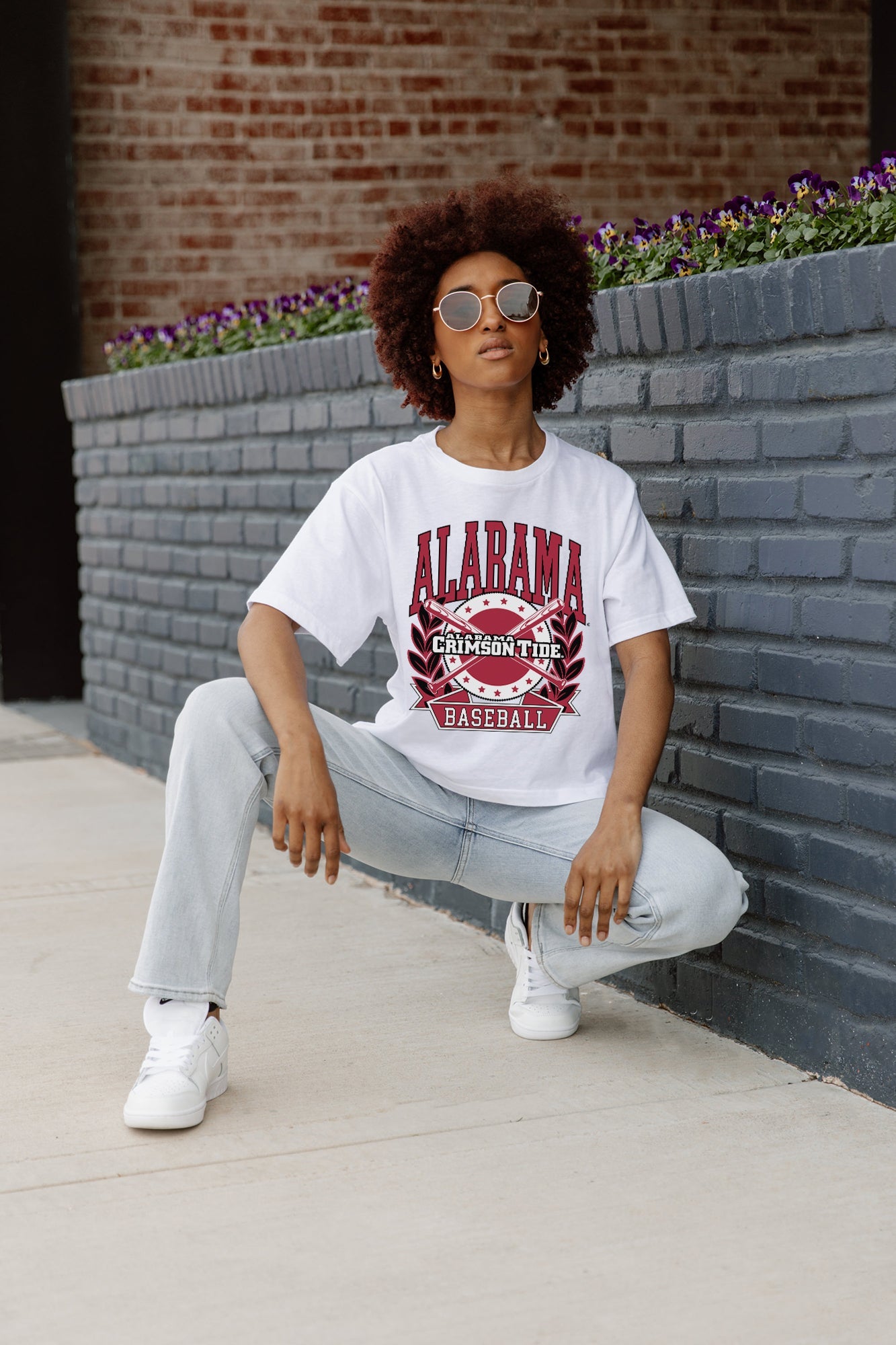 ALABAMA CRIMSON TIDE BASES LOADED BOXY FIT WOMEN'S CROP TEE