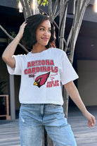 ARIZONA CARDINALS GAMEDAY GOALS BOXY FIT WOMEN'S CROP TEE