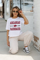 ARKANSAS RAZORBACKS TO THE POINT BOXY FIT WOMEN'S CROP TEE