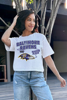 BALTIMORE RAVENS GAMEDAY GOALS BOXY FIT WOMEN'S CROP TEE