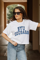 BYU COUGARS CLAIM TO FAME BOXY FIT WOMEN'S CROPPED TEE