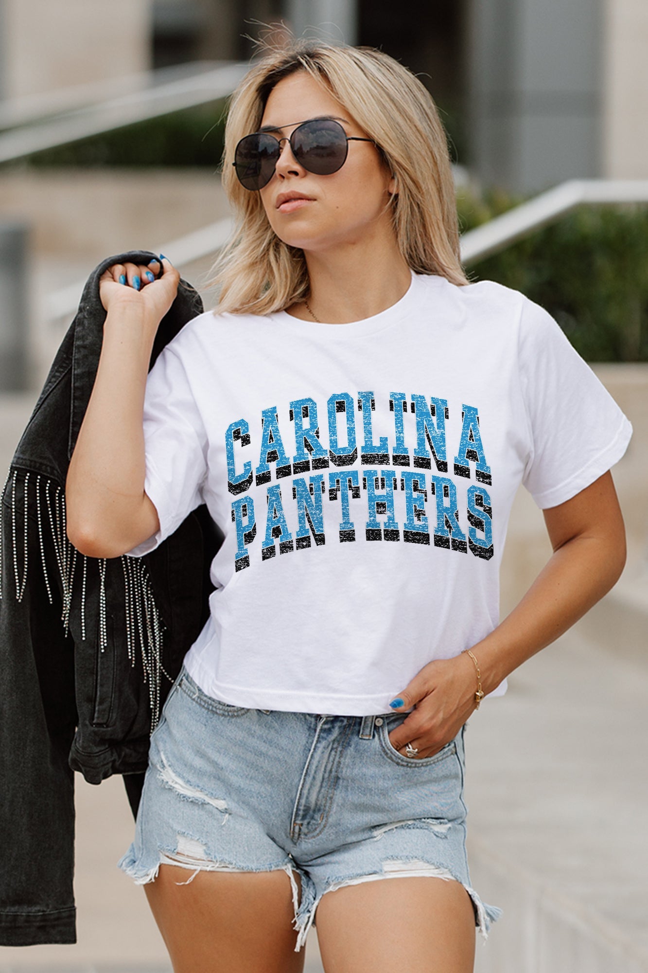 CAROLINA PANTHERS CLAIM TO FAME BOXY FIT WOMEN'S CROPPED TEE