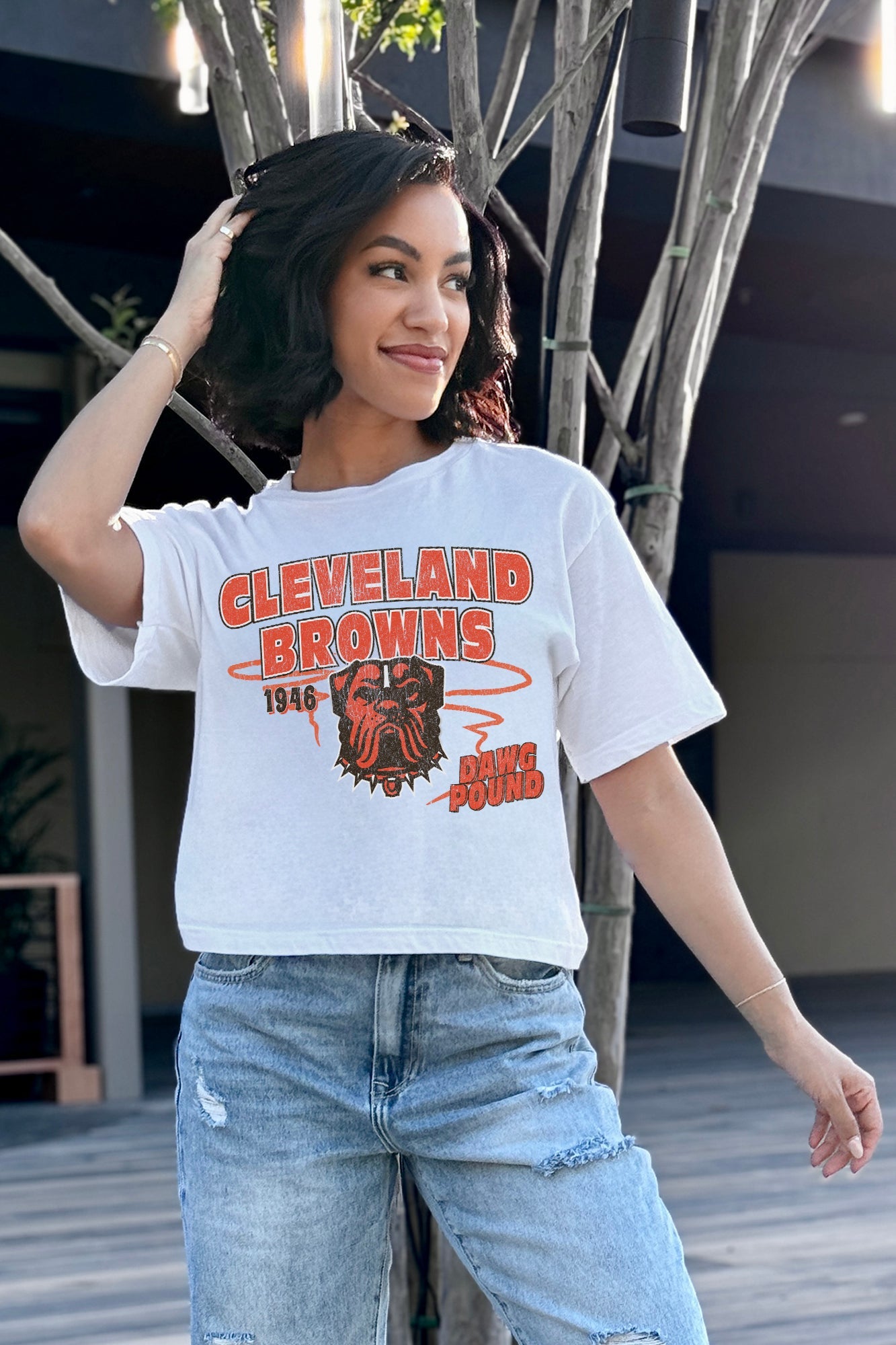 CLEVELAND BROWNS GAMEDAY GOALS BOXY FIT WOMEN'S CROP TEE