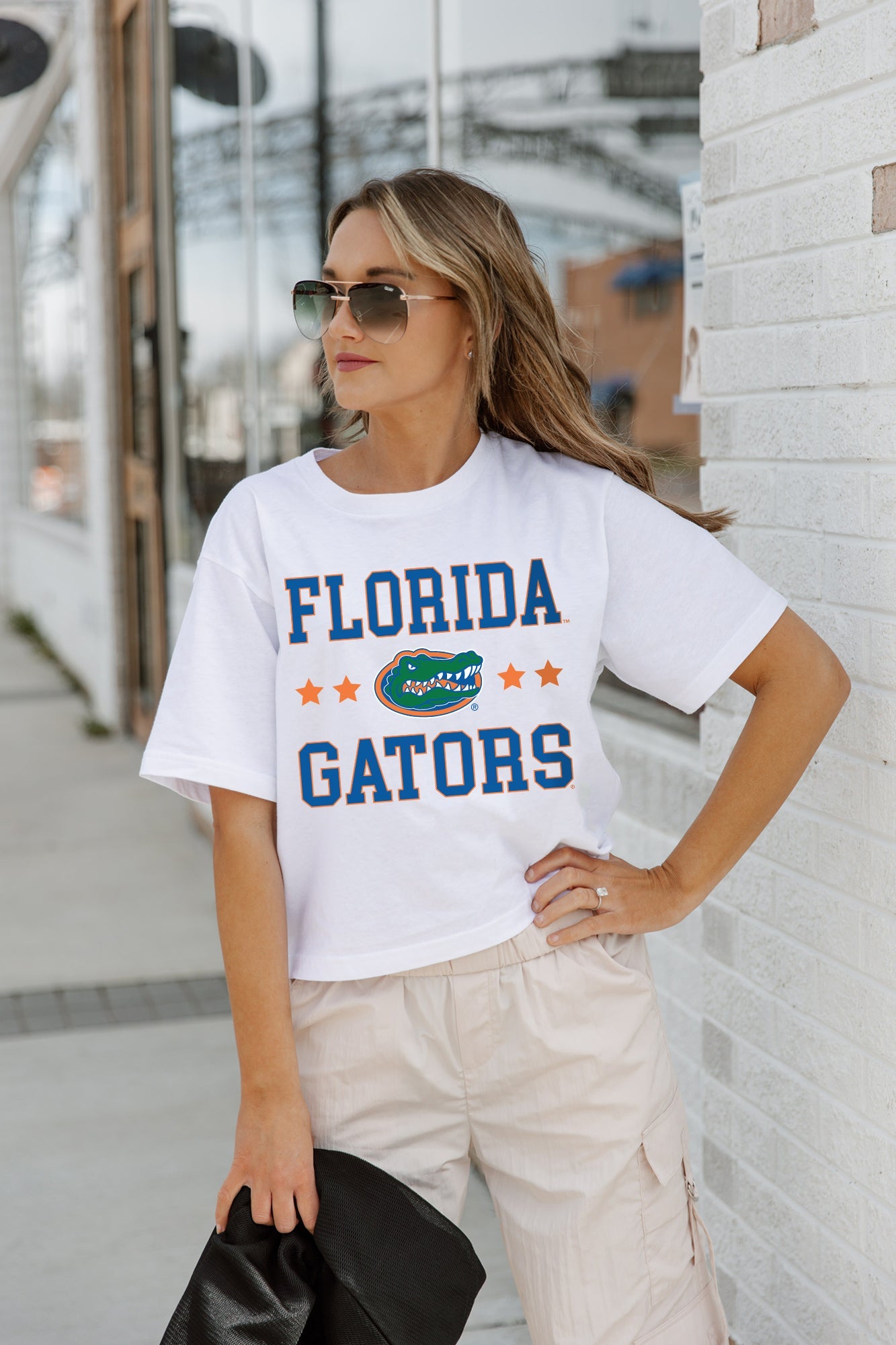 FLORIDA GATORS TO THE POINT BOXY FIT WOMEN'S CROP TEE