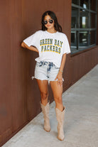 GREEN BAY PACKERS CLAIM TO FAME BOXY FIT WOMEN'S CROPPED TEE