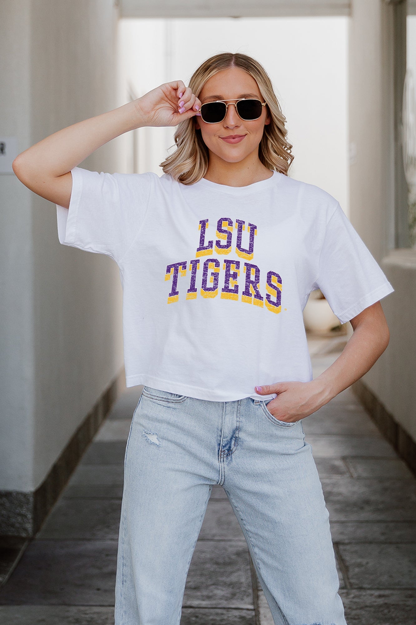 LSU TIGERS CLAIM TO FAME BOXY FIT WOMEN'S CROPPED TEE