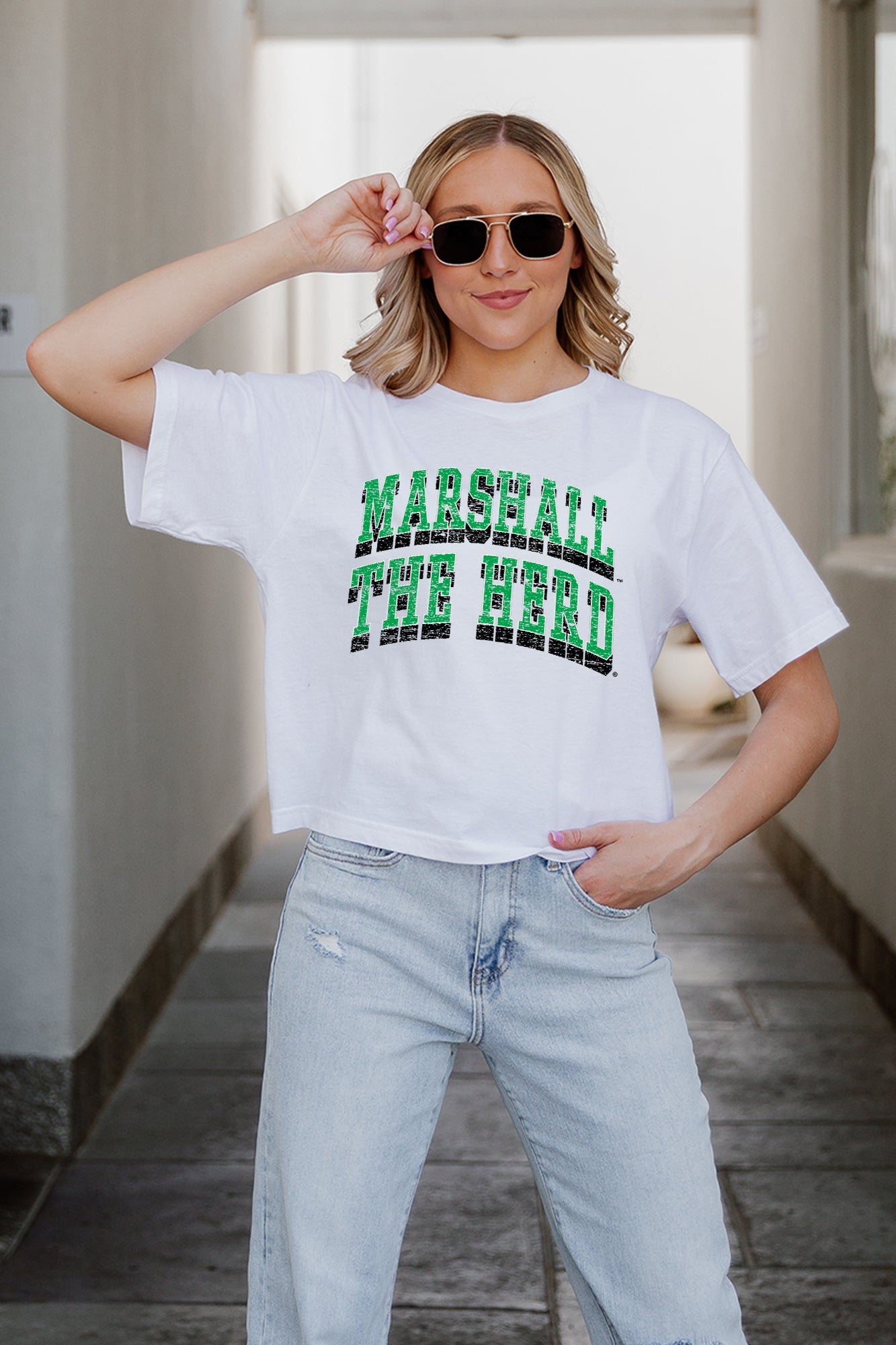 MARSHALL THUNDERING HERD CLAIM TO FAME BOXY FIT WOMEN'S CROPPED TEE