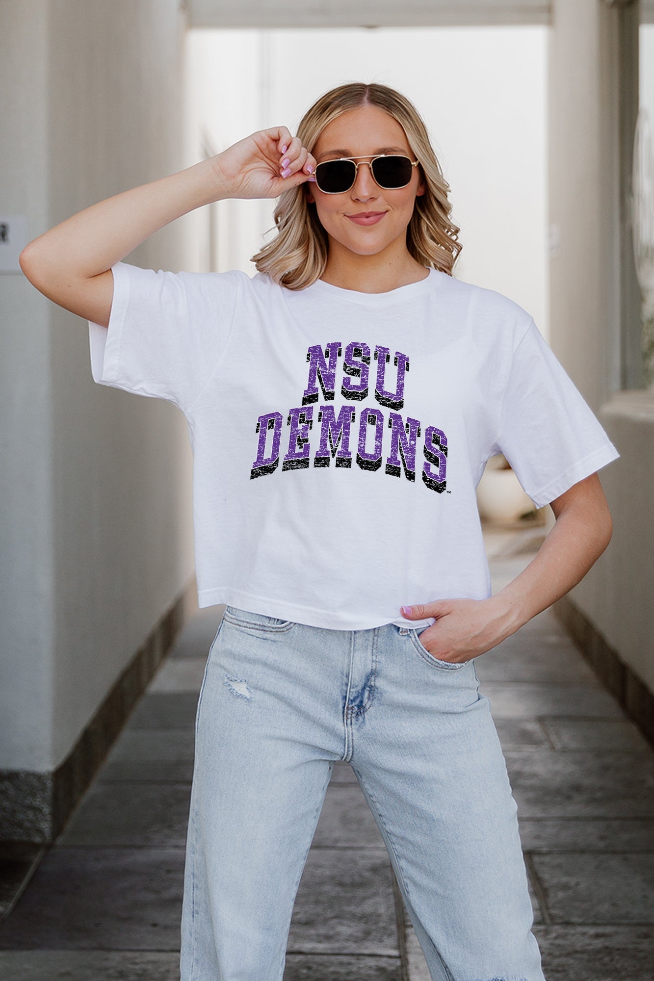 NORTHWESTERN STATE DEMONS CLAIM TO FAME BOXY FIT WOMEN'S CROPPED TEE