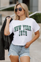 NEW YORK JETS CLAIM TO FAME BOXY FIT WOMEN'S CROPPED TEE