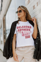 OKLAHOMA SOONERS GAMEDAY GOALS BOXY FIT WOMEN'S CROP TEE