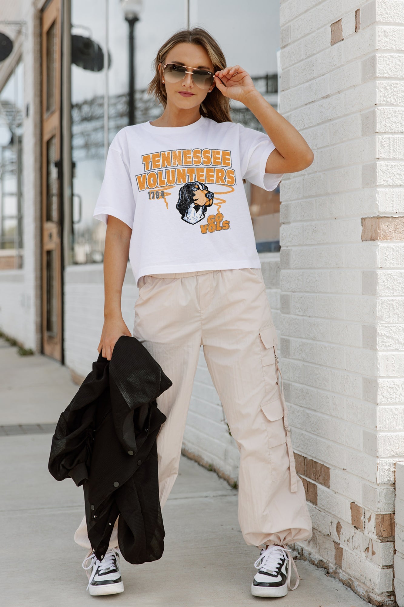 TENNESSEE VOLUNTEERS GAMEDAY GOALS BOXY FIT WOMEN'S CROP TEE