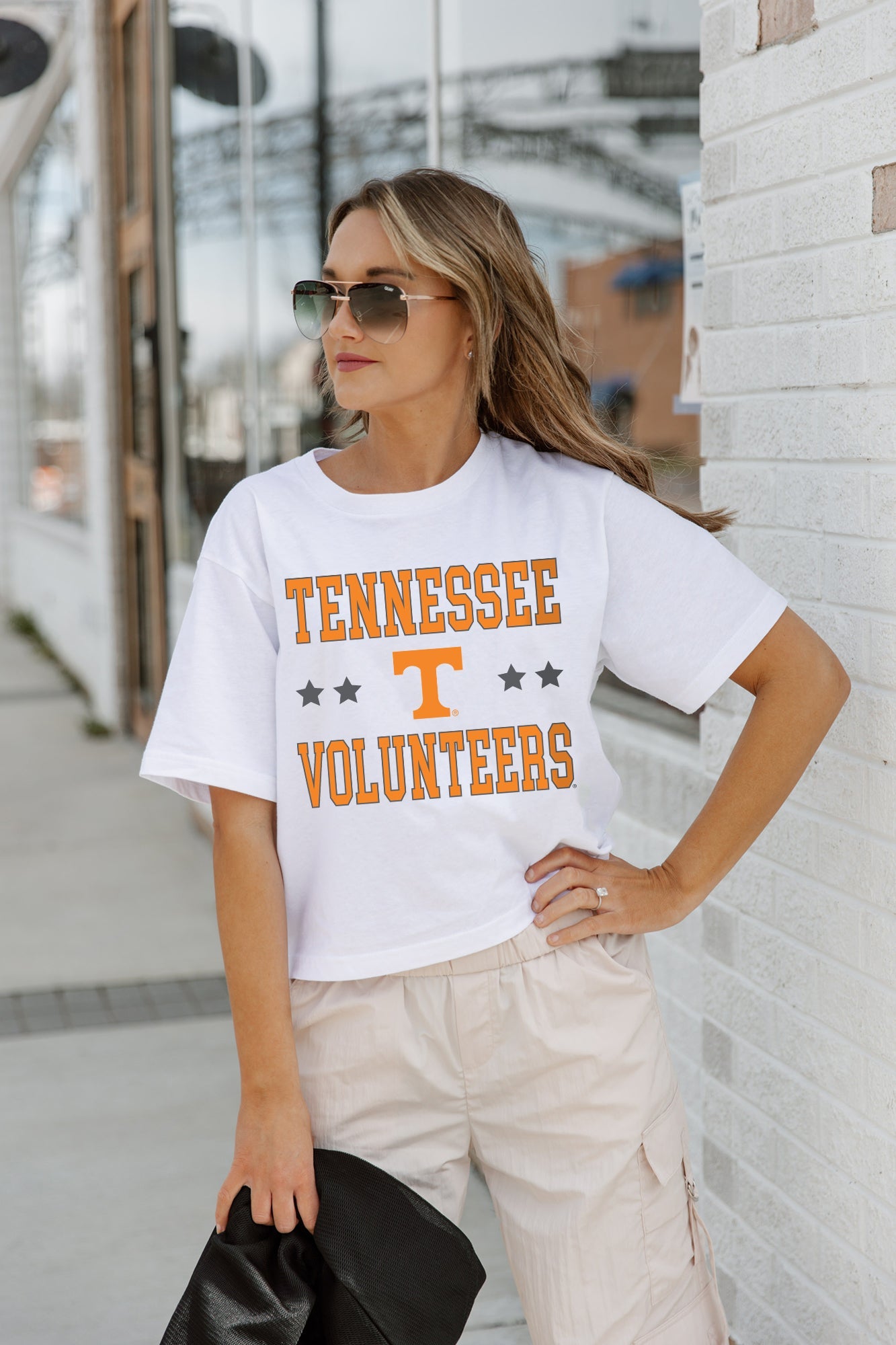 TENNESSEE VOLUNTEERS TO THE POINT BOXY FIT WOMEN'S CROP TEE