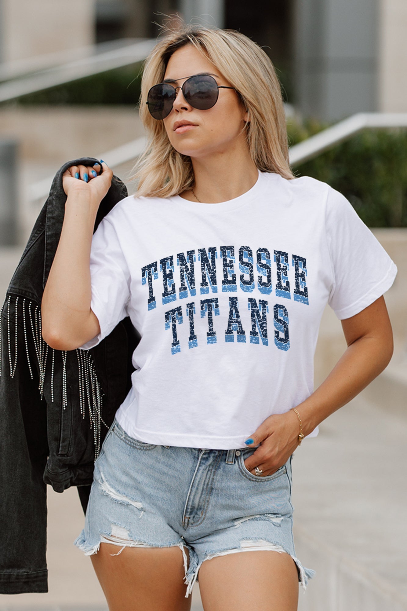 TENNESSEE TITANS CLAIM TO FAME BOXY FIT WOMEN'S CROPPED TEE