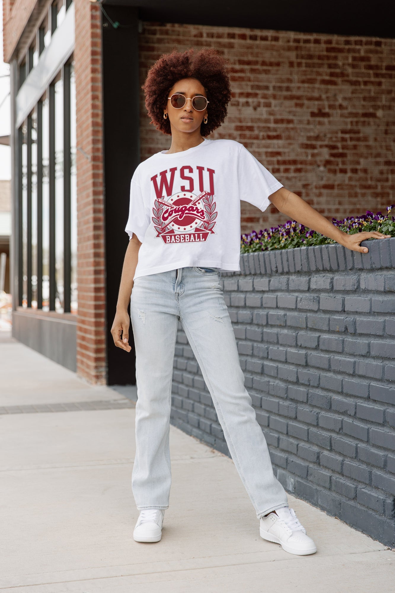 WASHINGTON STATE COUGARS BASES LOADED BOXY FIT WOMEN'S CROP TEE