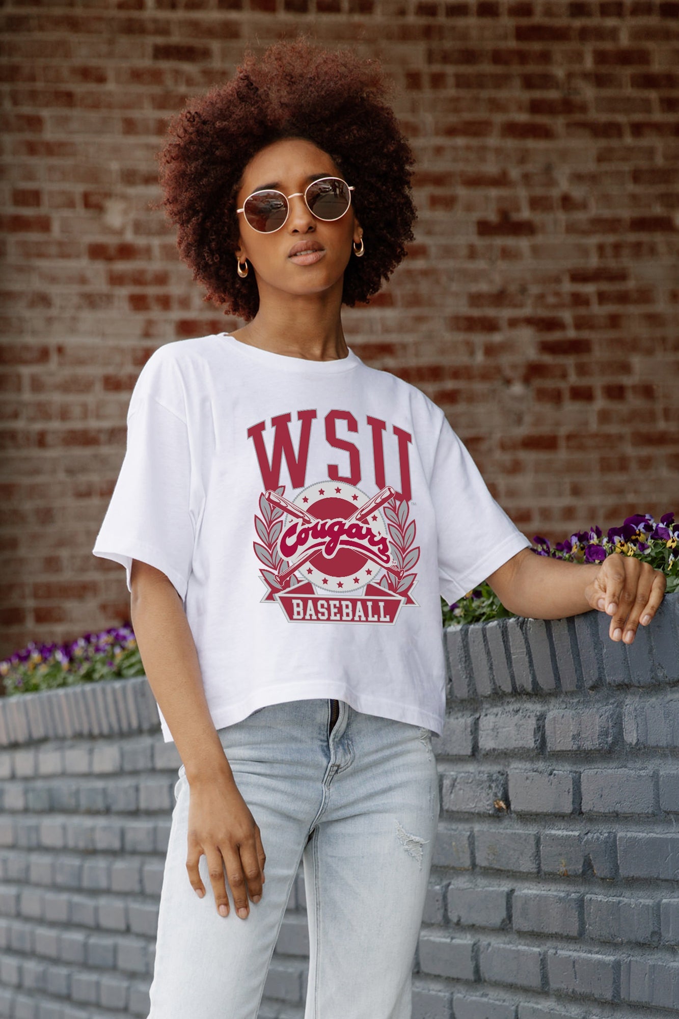 WASHINGTON STATE COUGARS BASES LOADED BOXY FIT WOMEN'S CROP TEE