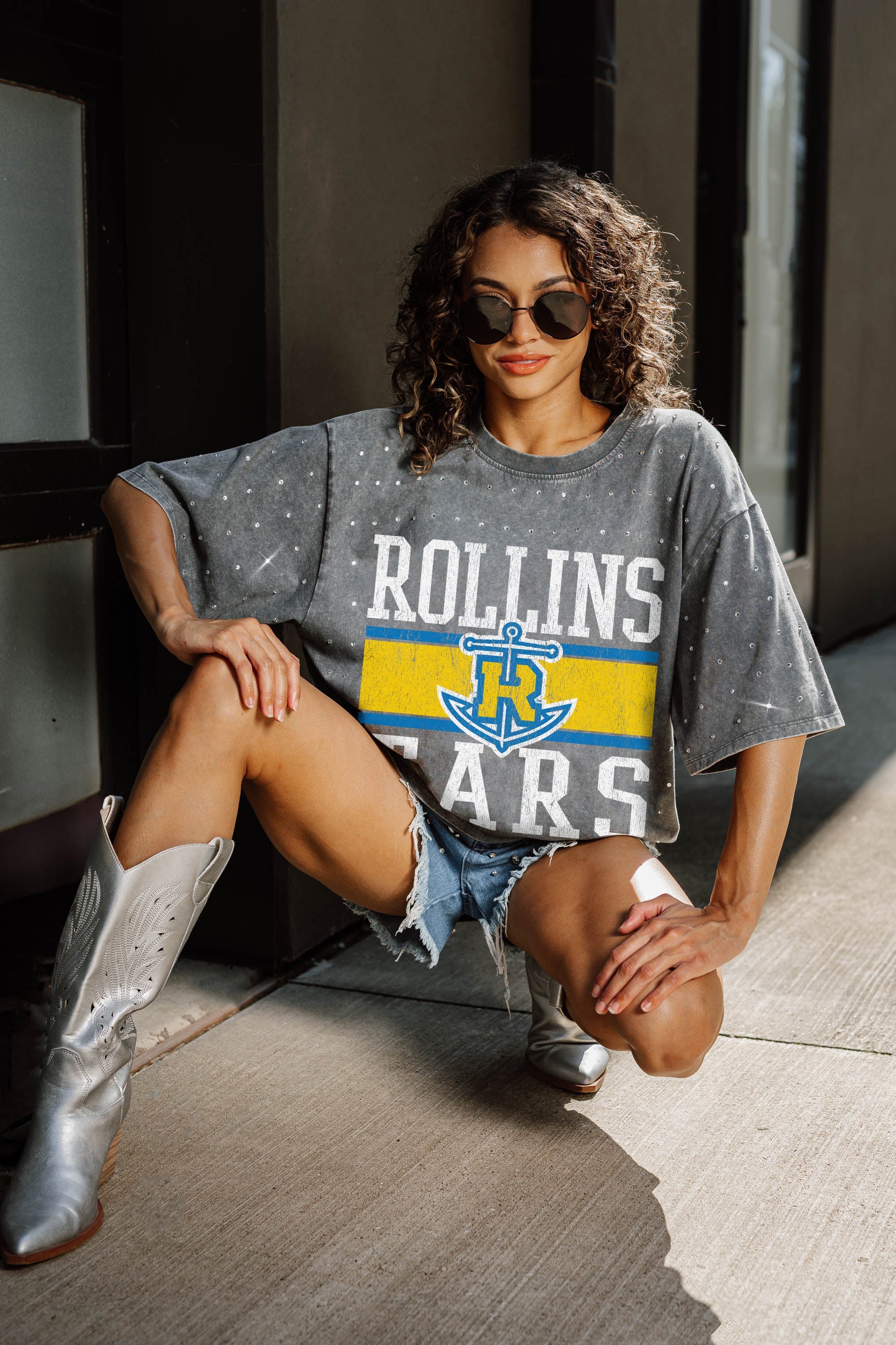 ROLLINS COLLEGE TARS ON THE BALL MINI RHINESTONE SHORT SLEEVE CLASSIC TEE