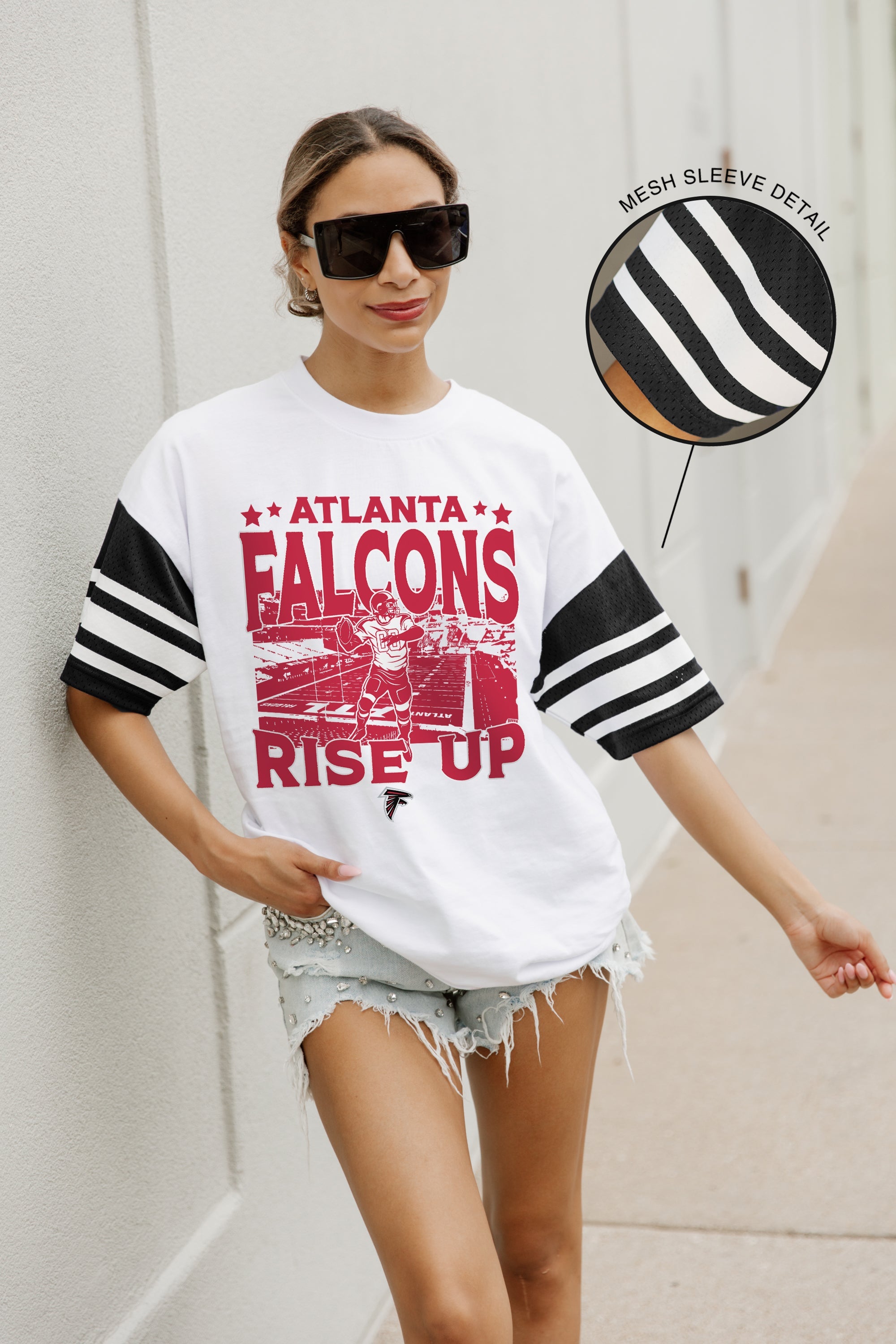 ATLANTA FALCONS CROWD PLEASER VINTAGE LOOK SHORT SLEEVE SPORTS STRIPE RAGLAN TEE