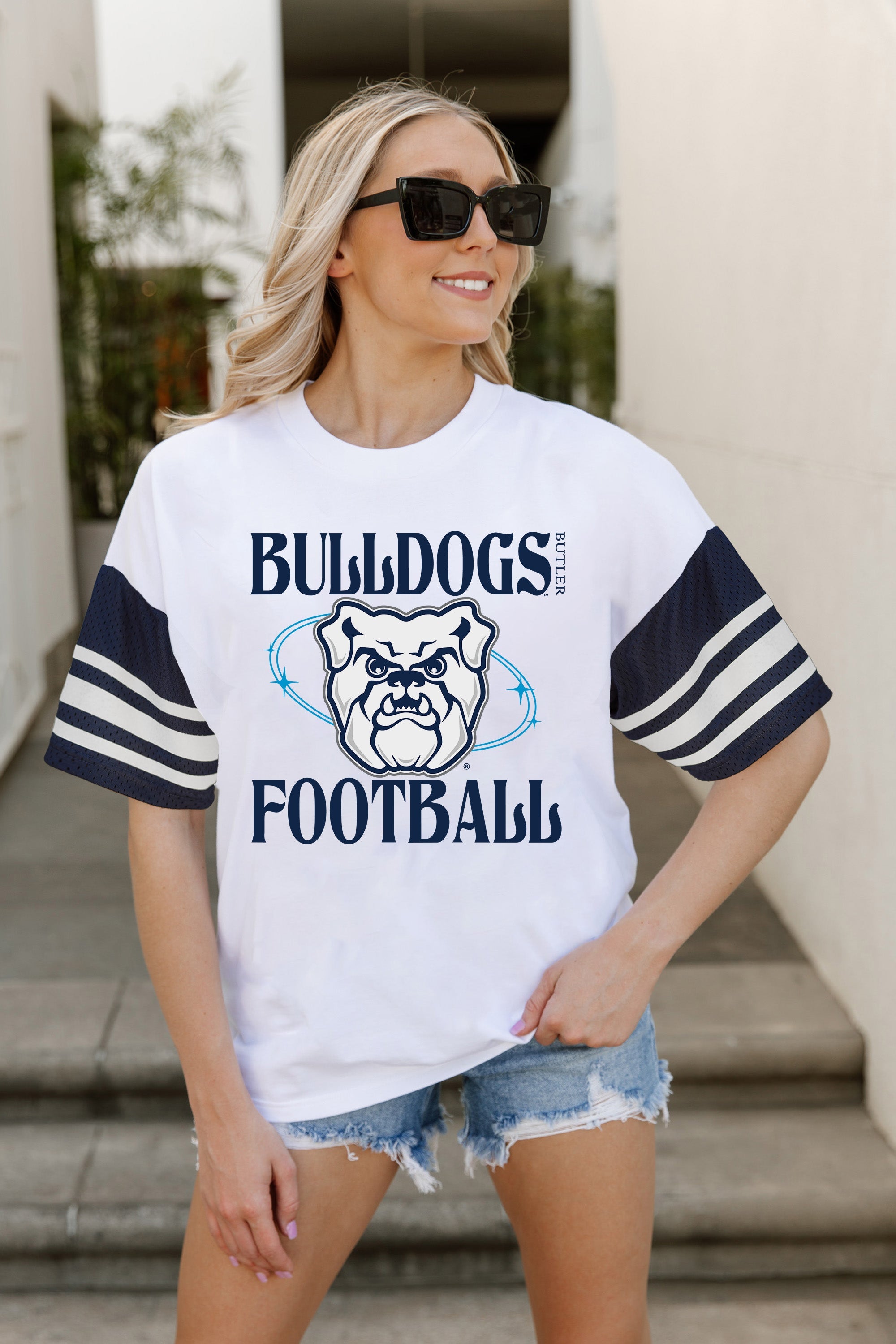 BUTLER BULLDOGS STARTING LINEUP VINTAGE LOOK SHORT SLEEVE SPORTS STRIPE RAGLAN TEE