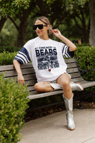 CHICAGO BEARS CROWD PLEASER VINTAGE LOOK SHORT SLEEVE SPORTS STRIPE RAGLAN TEE