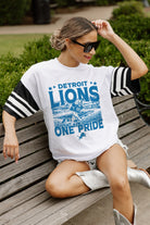 DETROIT LIONS CROWD PLEASER VINTAGE LOOK SHORT SLEEVE SPORTS STRIPE RAGLAN TEE