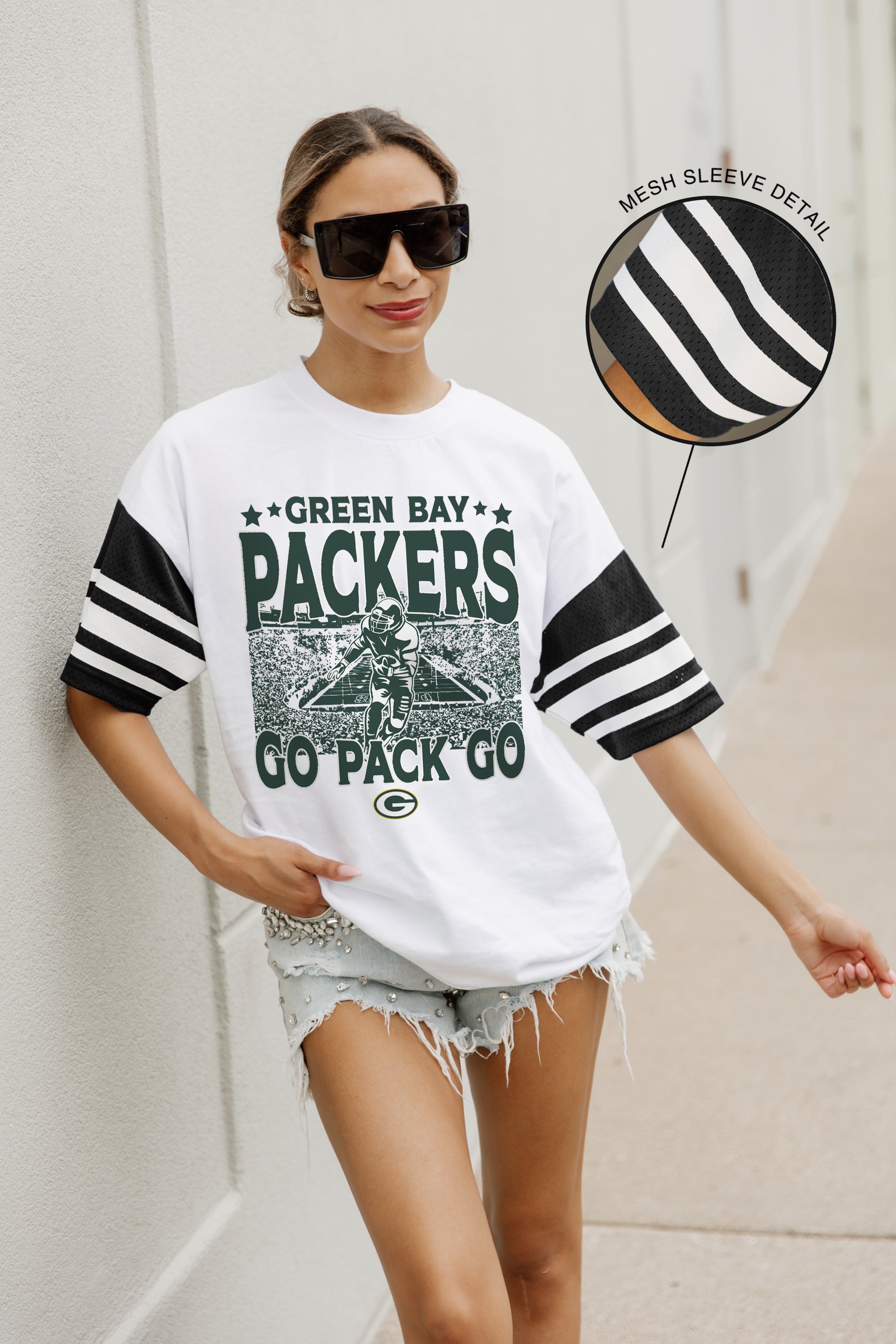 GREEN BAY PACKERS CROWD PLEASER VINTAGE LOOK SHORT SLEEVE SPORTS STRIPE RAGLAN TEE