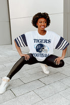 JACKSON STATE TIGERS STARTING LINEUP VINTAGE LOOK SHORT SLEEVE SPORTS STRIPE RAGLAN TEE