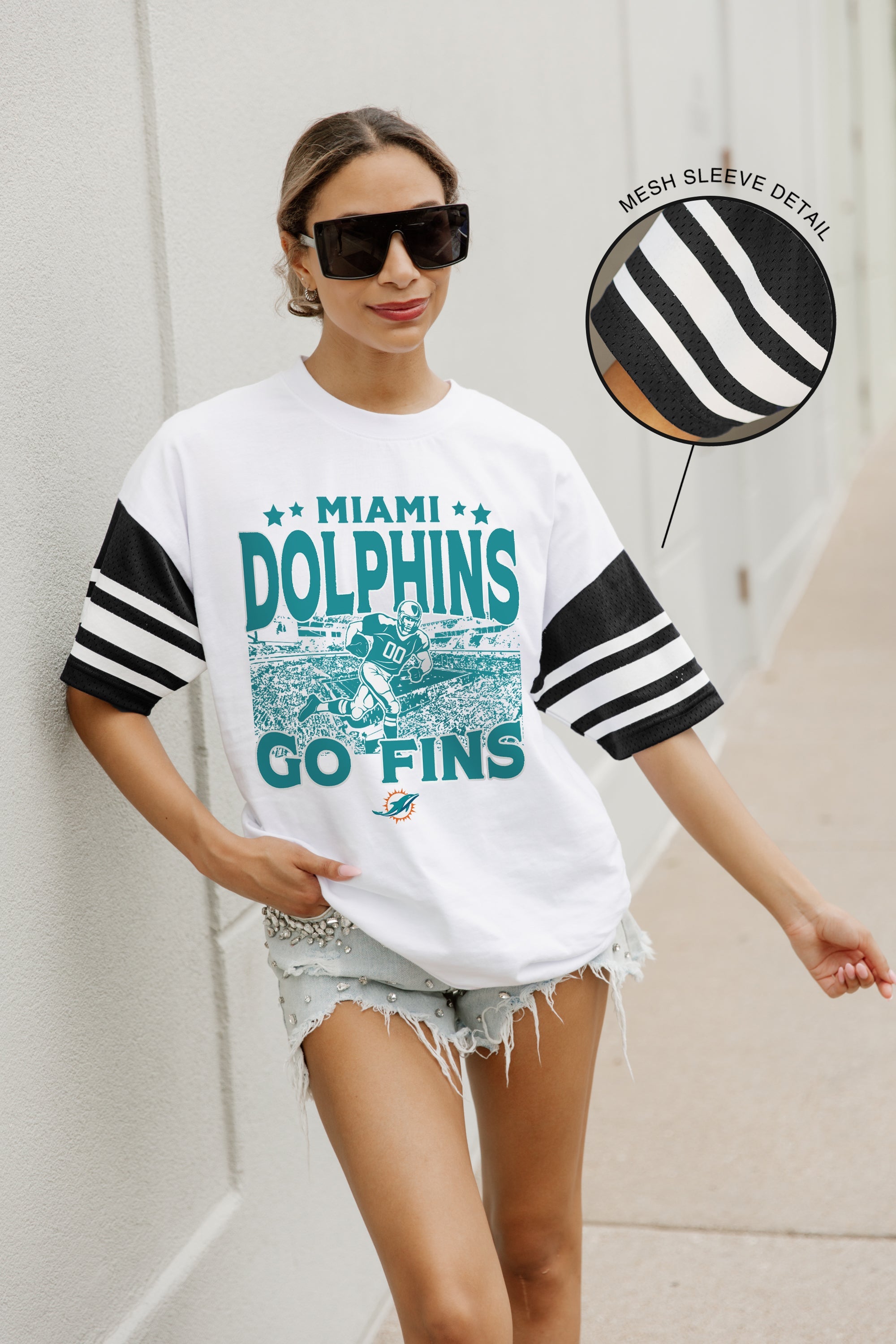 MIAMI DOLPHINS CROWD PLEASER VINTAGE LOOK SHORT SLEEVE SPORTS STRIPE RAGLAN TEE