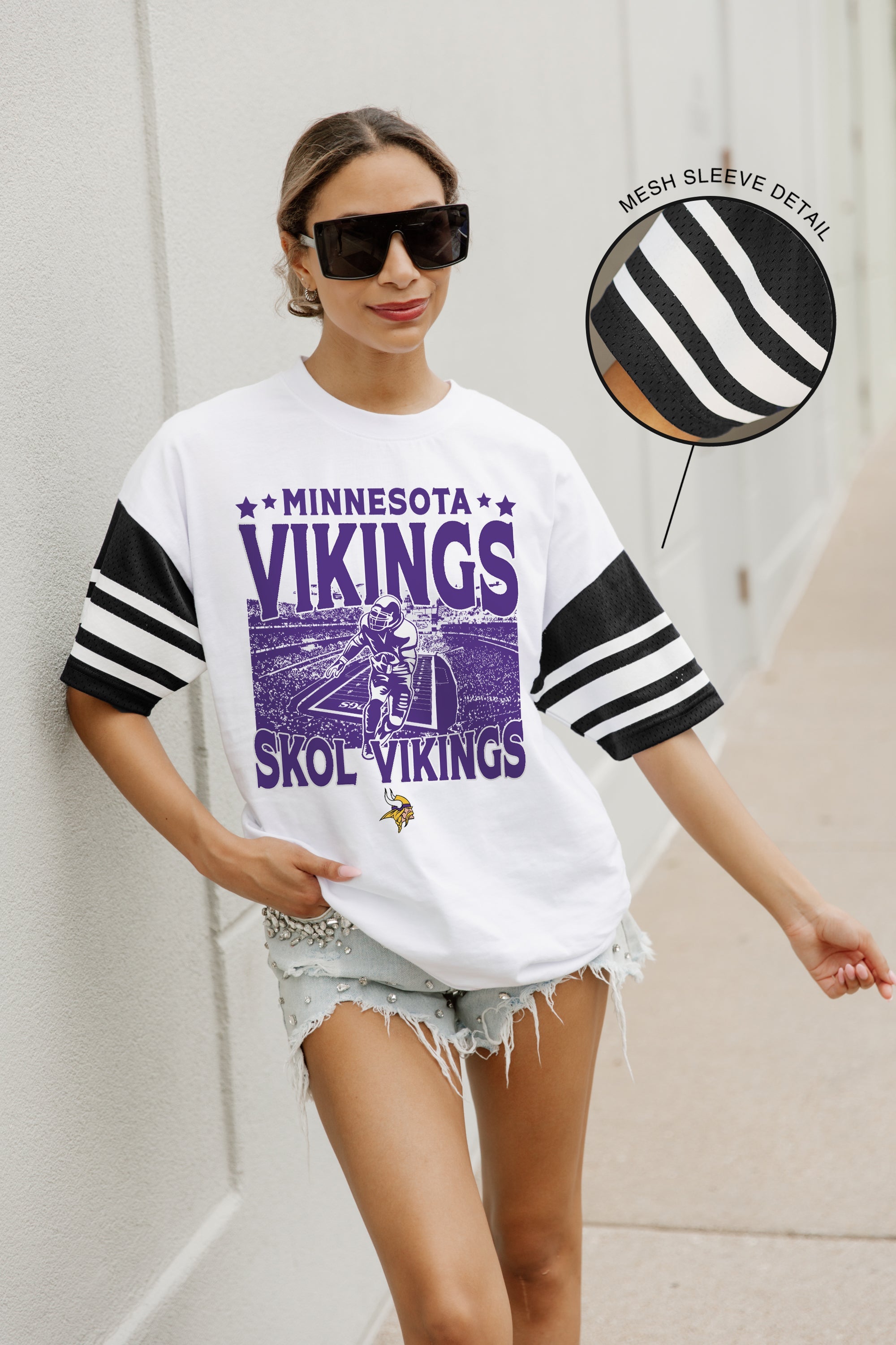 MINNESOTA VIKINGS CROWD PLEASER VINTAGE LOOK SHORT SLEEVE SPORTS STRIPE RAGLAN TEE