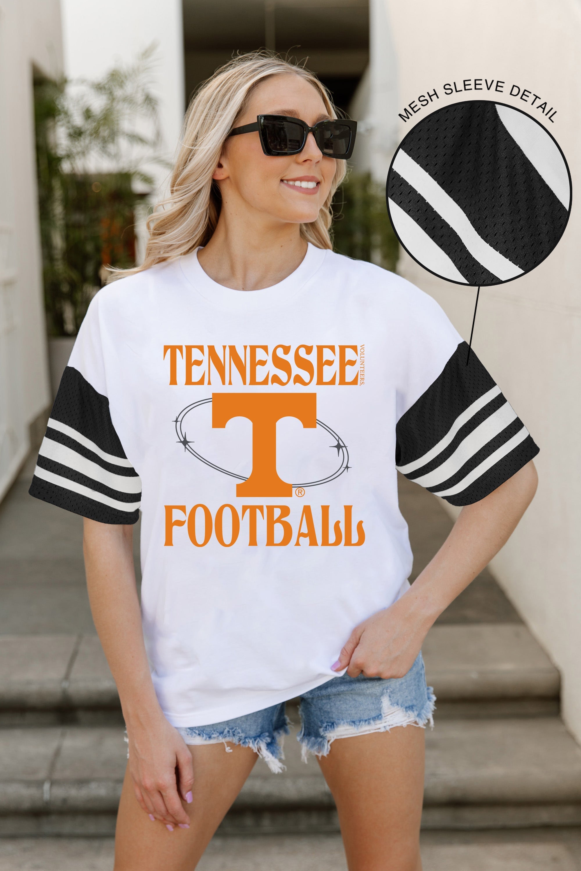 TENNESSEE VOLUNTEERS STARTING LINEUP VINTAGE LOOK SHORT SLEEVE SPORTS STRIPE RAGLAN TEE