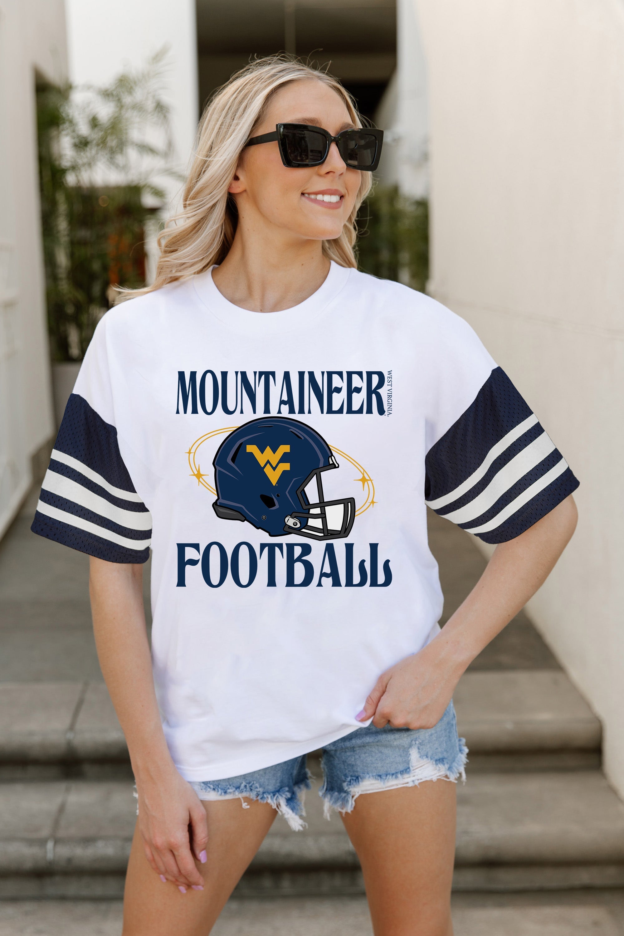 WEST VIRGINIA MOUNTAINEERS STARTING LINEUP VINTAGE LOOK SHORT SLEEVE SPORTS STRIPE RAGLAN TEE