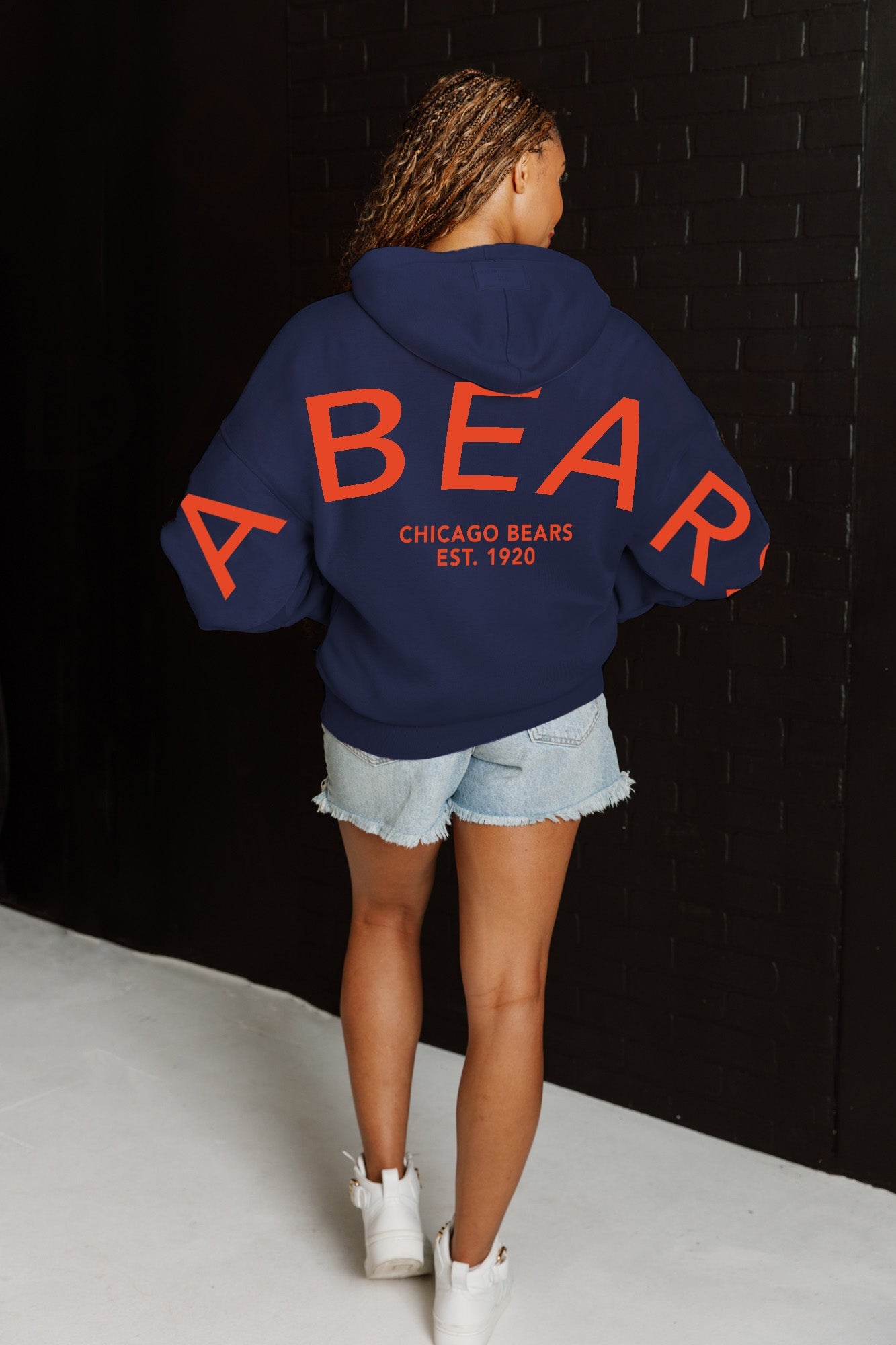 CHICAGO BEARS NEVER STOP OVERSIZED PREMIUM WEIGHT HOODIE