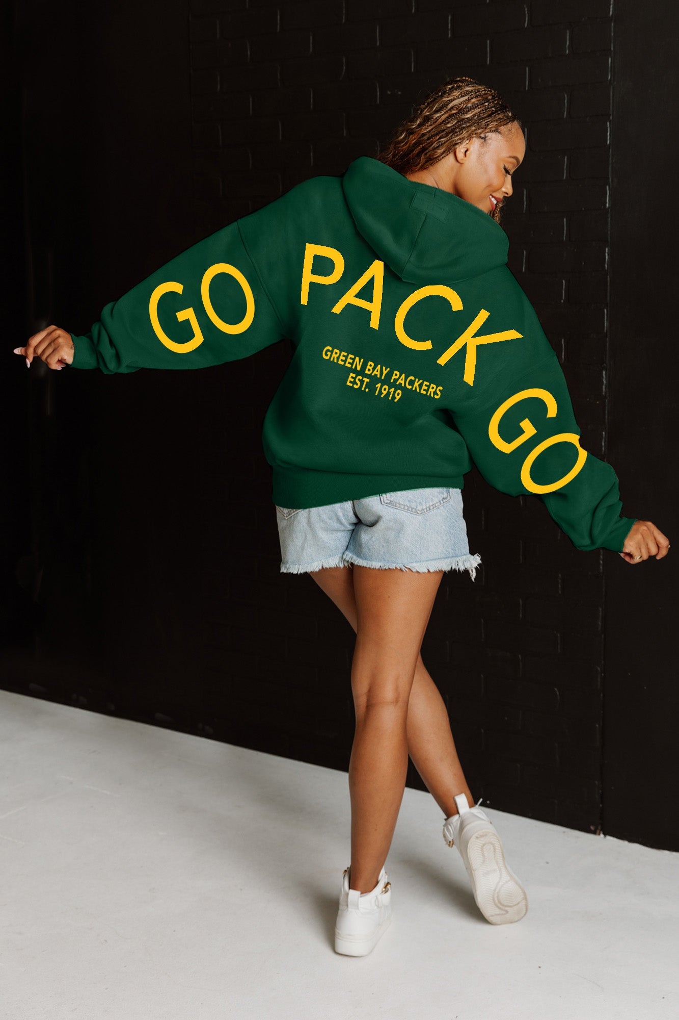 GREEN BAY PACKERS NEVER STOP OVERSIZED PREMIUM WEIGHT HOODIE