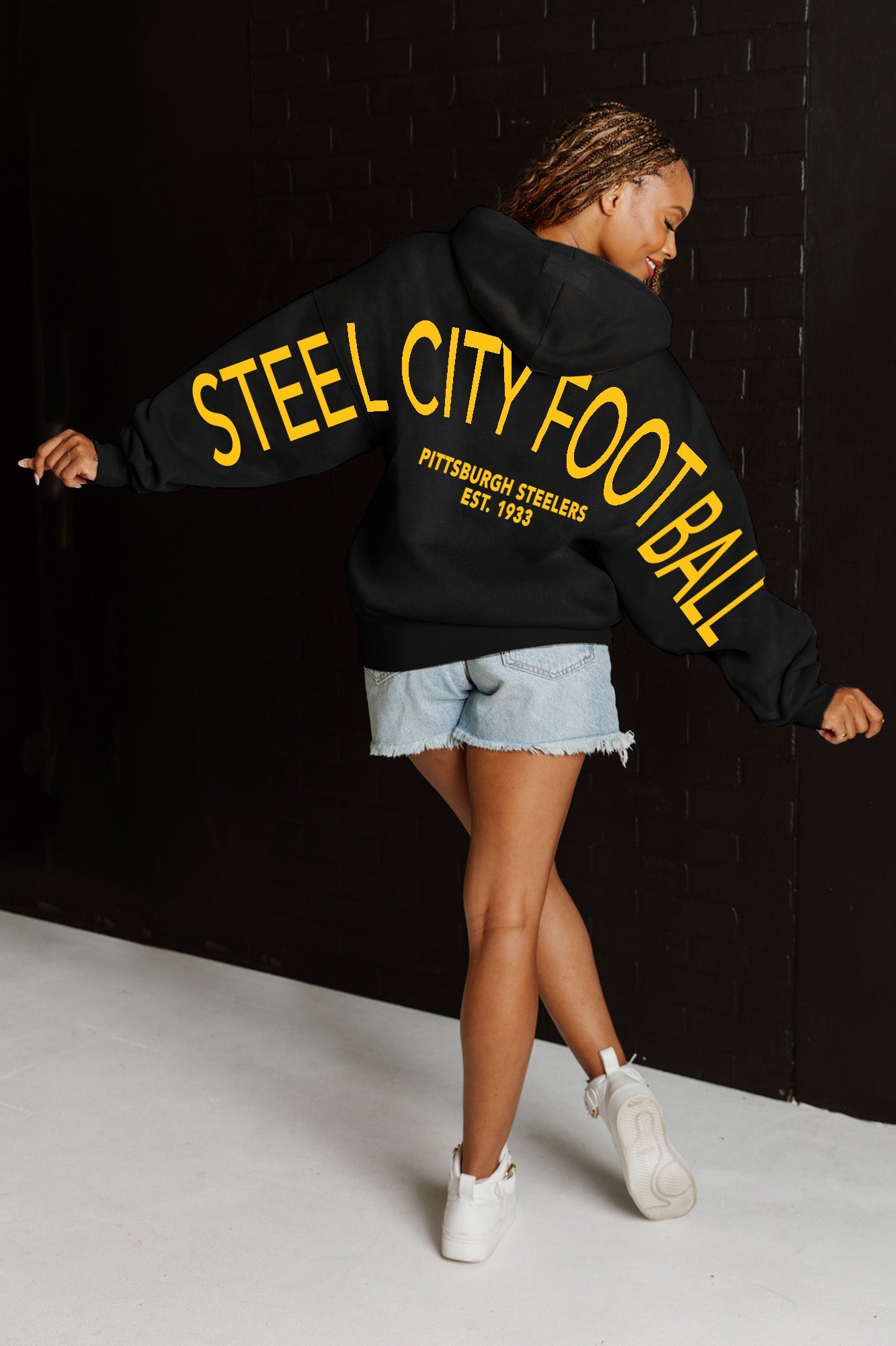 PITTSBURGH STEELERS NEVER STOP OVERSIZED PREMIUM WEIGHT HOODIE