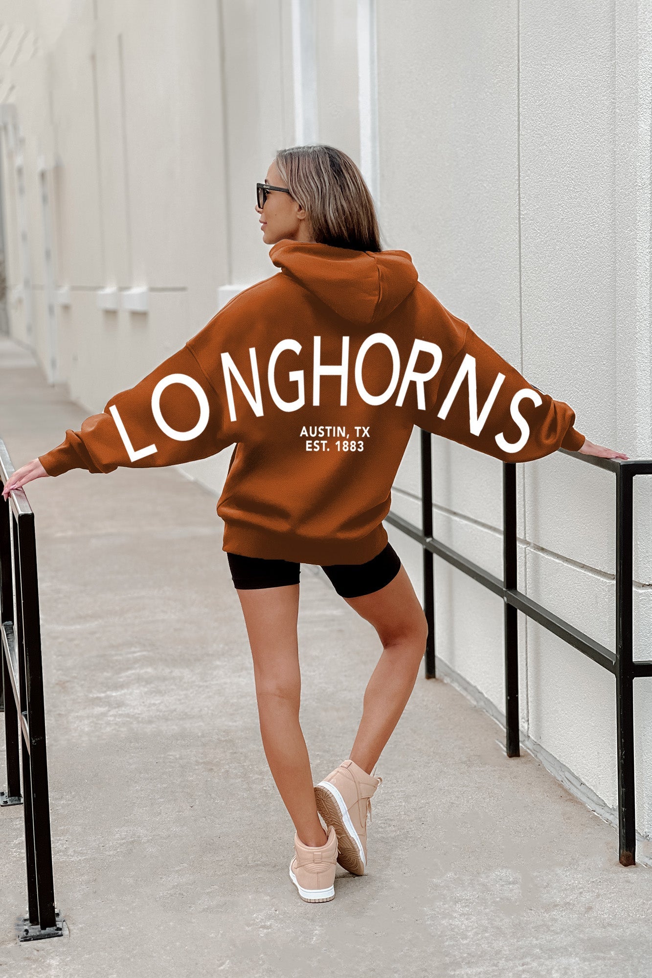 TEXAS LONGHORNS NEVER STOP OVERSIZED PREMIUM WEIGHT HOODIE