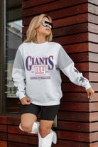 NEW YORK GIANTS SHINING SPIRIT CREWNECK FLEECE WITH JERSEY MESH CONTRASTING SHOULDER INSERT