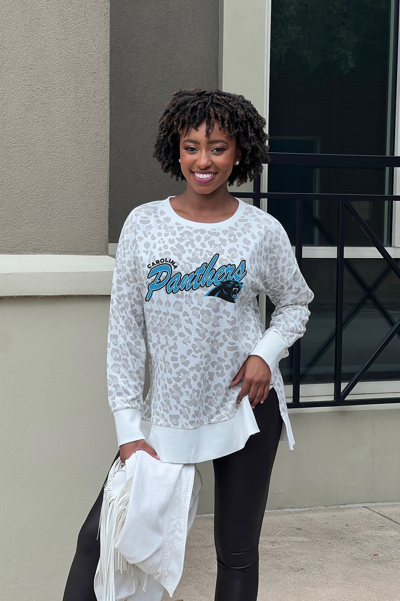 CAROLINA PANTHERS FEELING WILD SIDE SLIT PULLOVER