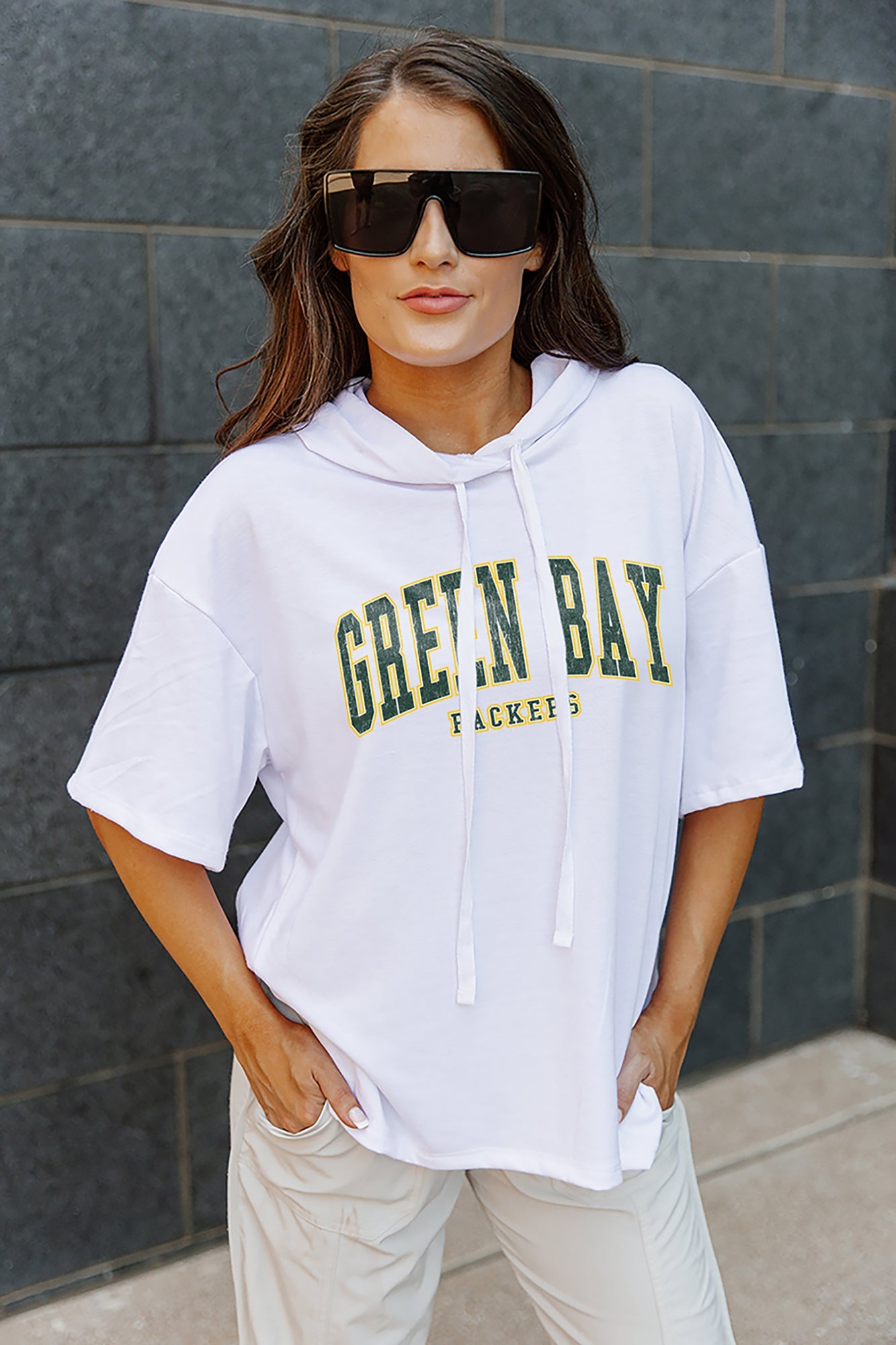 Women's Gameday Couture White Green Bay Packers Chic Captain French Terry Short Sleeve Pullover Hoodie Size: Large