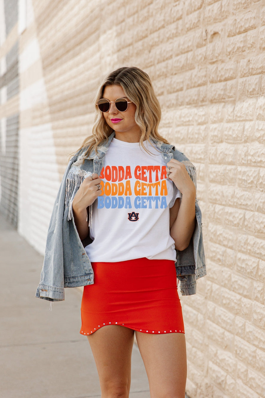 AUBURN TIGERS STAY WAVY OVERSIZED BOYFRIEND TEE