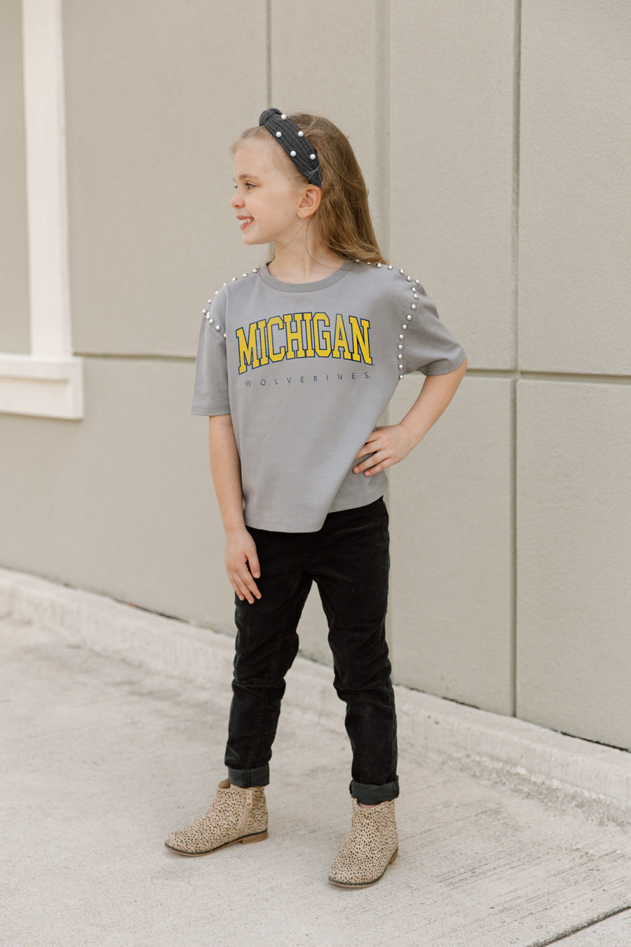 MICHIGAN WOLVERINES AFTER PARTY KIDS STUDDED SHORT SLEEVE MODERATELY CROPPED TEE