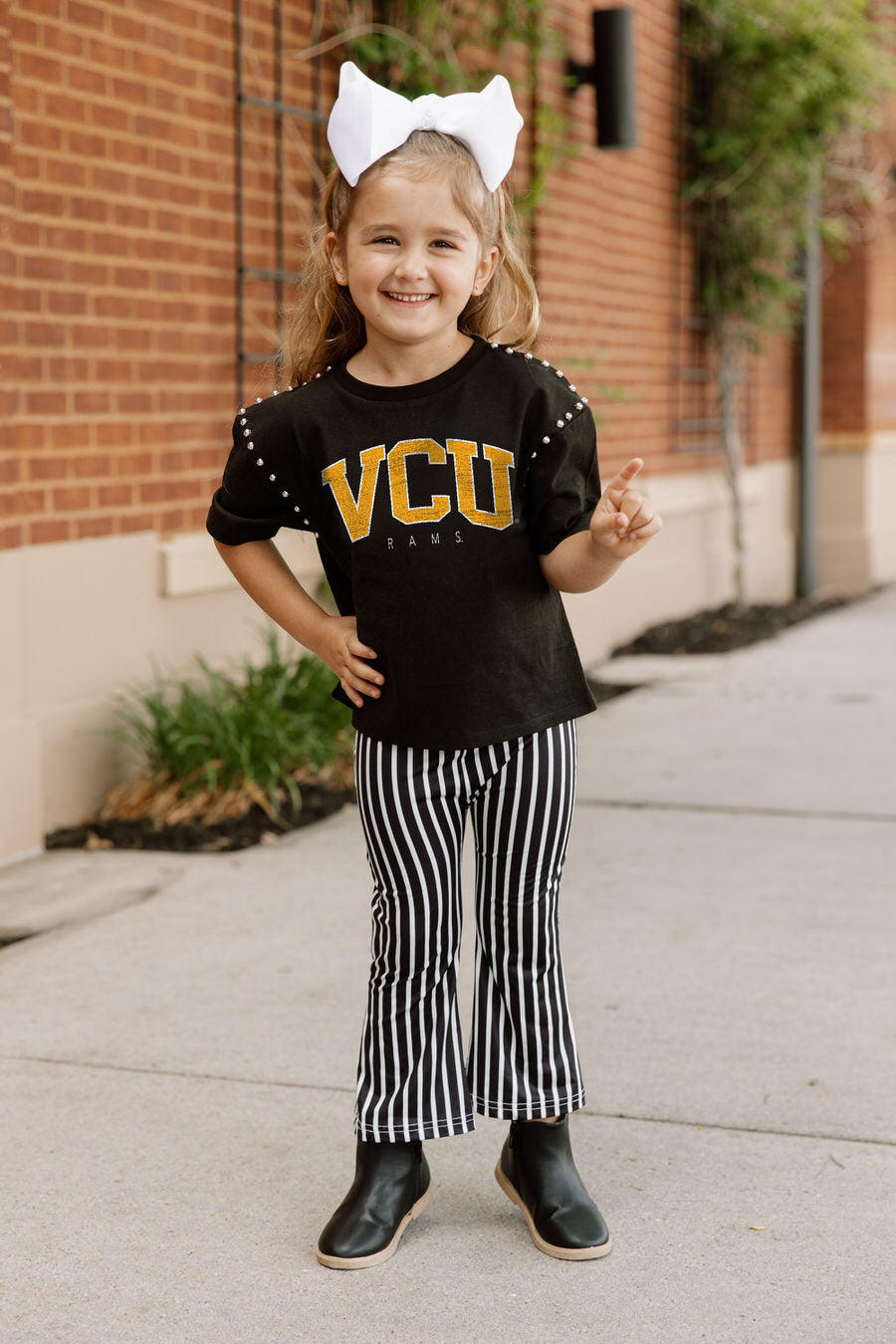 VIRGINIA COMMONWEALTH RAMS AFTER PARTY KIDS STUDDED SHORT SLEEVE MODERATELY CROPPED TEE