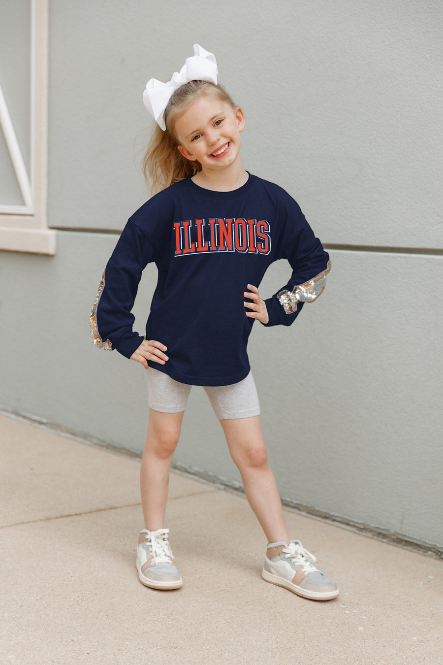 ILLINOIS FIGHTING ILLINI GUESS WHO'S BACK KIDS SEQUIN YOKE PULLOVER