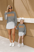 TENNESSEE VOLUNTEERS GUESS WHO'S BACK KIDS SEQUIN YOKE PULLOVER