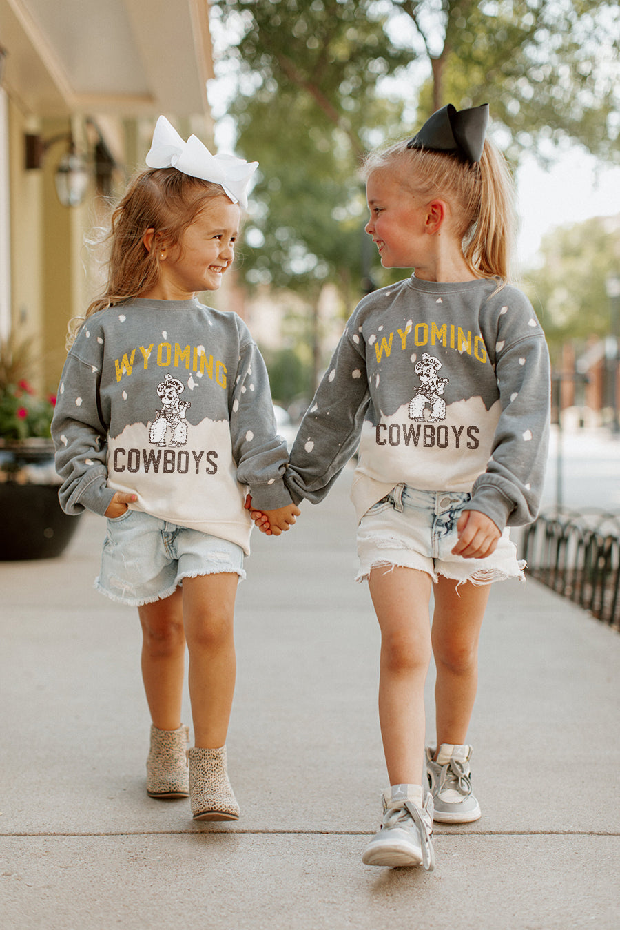 Gameday Couture Youth White Wyoming Cowboys Scoop & Score Pullover Sweatshirt Size: Small