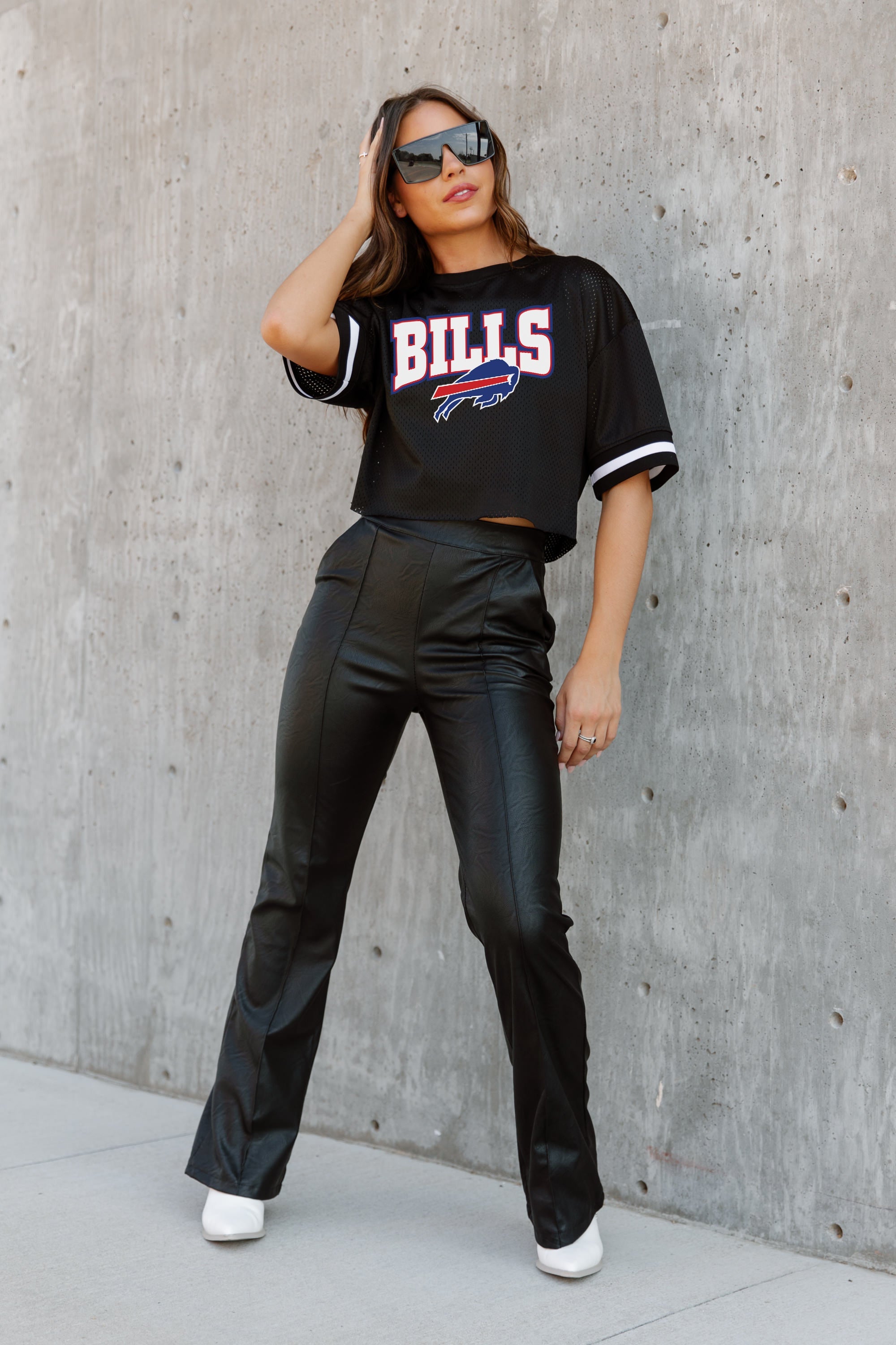 BUFFALO BILLS AUTOMATIC DOWN LIGHTWEIGHT SPORTY TOP WITH STRIPED SLEEVE DETAIL