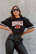 CINCINNATI BENGALS AUTOMATIC DOWN LIGHTWEIGHT SPORTY TOP WITH STRIPED SLEEVE DETAIL