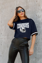 DALLAS COWBOYS AUTOMATIC DOWN LIGHTWEIGHT SPORTY TOP WITH STRIPED SLEEVE DETAIL